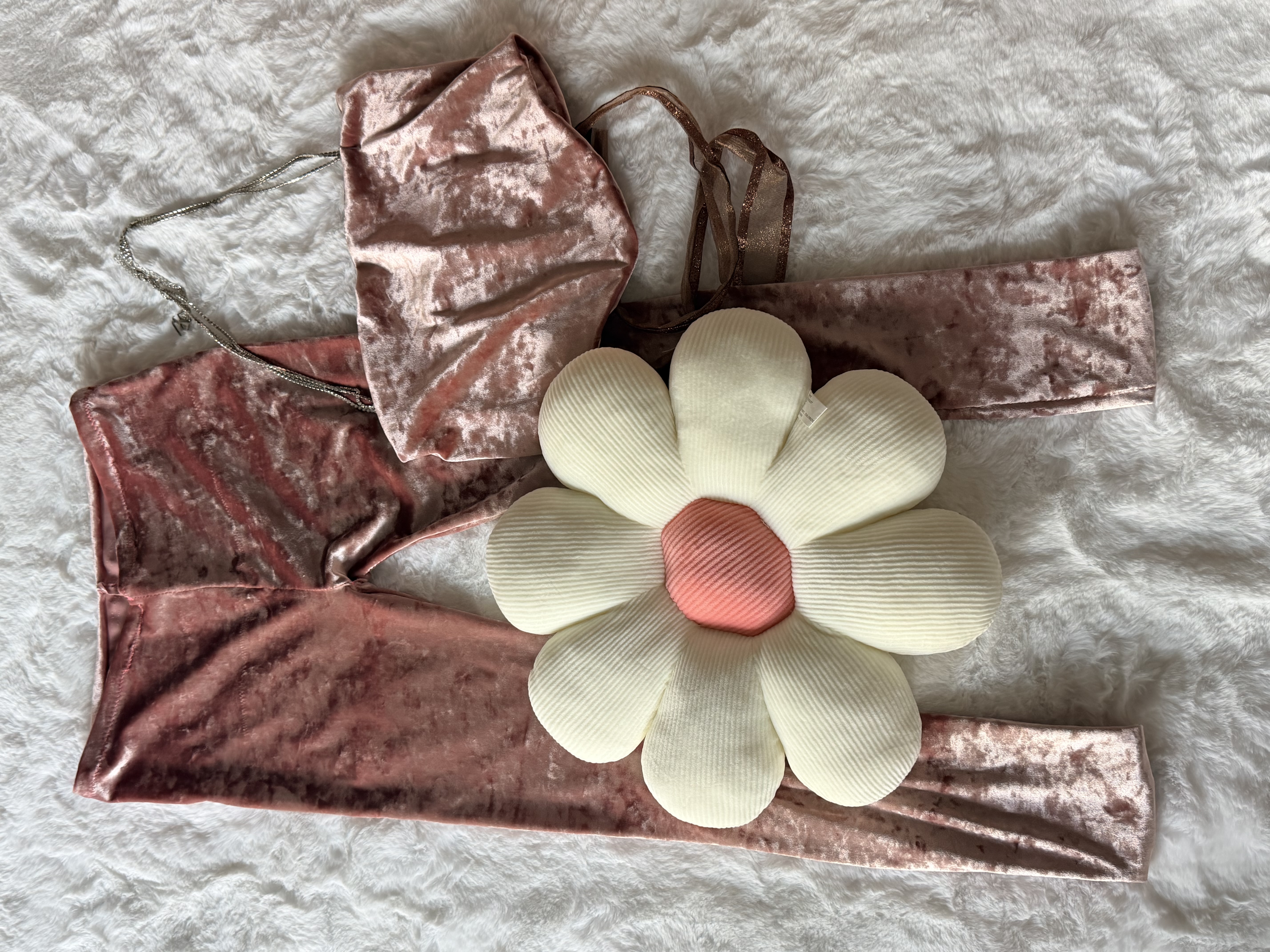 Champagne Dreams Lounge Set